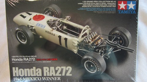 TAMIYA GRAND PRIX COLLECTION #43 HONDA RA 272 1/20 SCALE MODEL KIT - Picture 1 of 3
