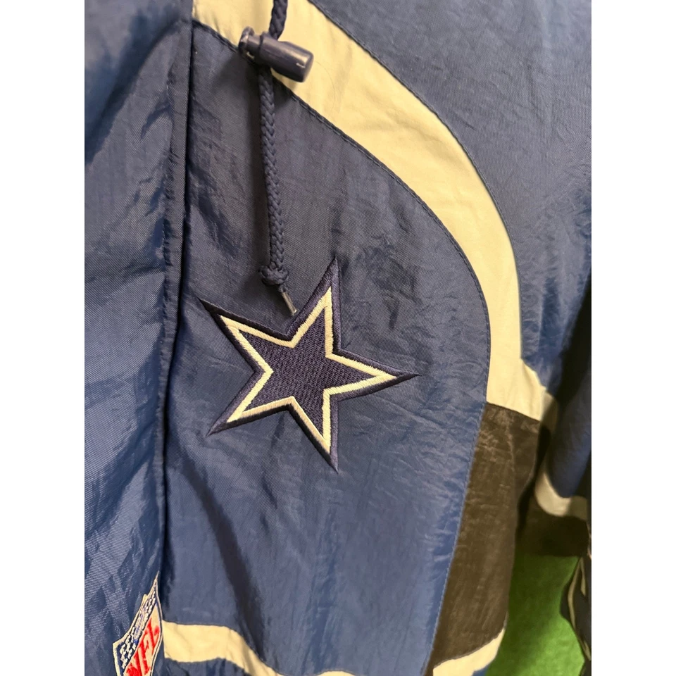 Chaqueta estilo acolchado de alta resistencia de los Dallas Cowboys años 90 con capucha talla mediana vintage Foto 3 de 4