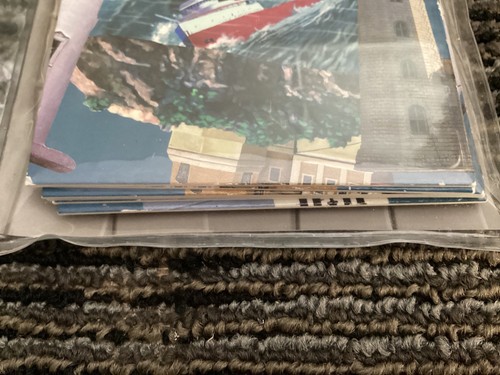 B Dazzle Great Lakes Lighthouses Scramble Squares 9 Piece Puzzle - Picture 4 of 4