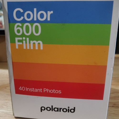 Polaroid Color 600 Sofortbildfilm (5er Pack, 40 Belichtungen) Best By 05/2025