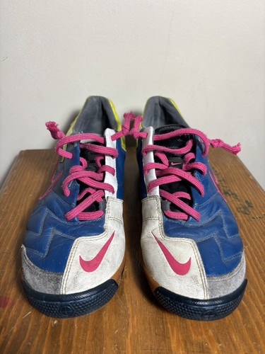 Nike ID Hallen Fußballschuhe Stollen Größe 9 rosa blau