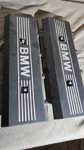 BMW Ventildeckel / Zylinderkopf-Abdeckungen M60 (E31 E32 E34 E38)