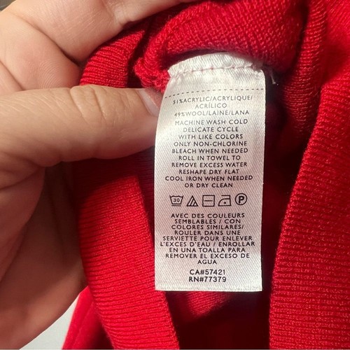 Ann Taylor Faux Wickel Pullover tiefer V-Ausschnitt rot Gr. XL Acryl Wollmischung - Bild 10 von 10