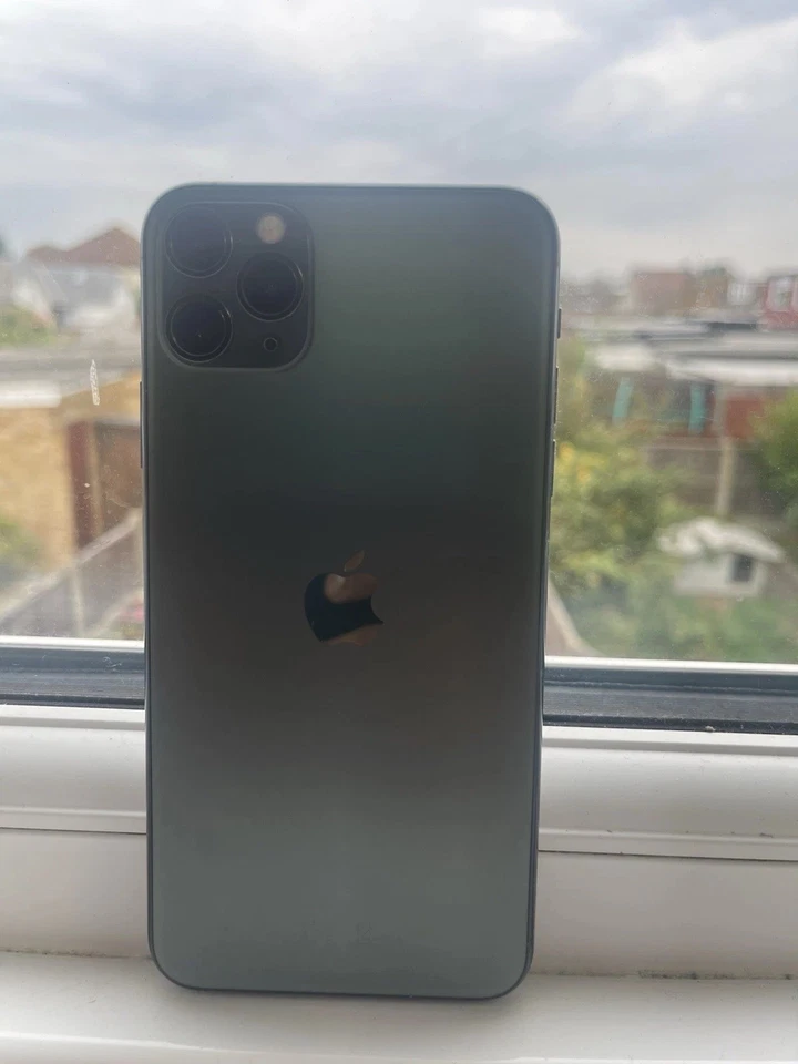 Apple iPhone 11 Pro Max - 64GB - Midnight Green (Unlocked) - Good Condition - Image 2 of 4