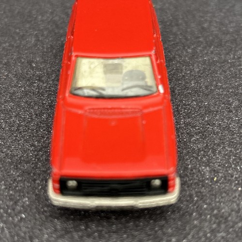 MAJORETTE, VOLVO 245 DL, n.220 ECH 1/60 Francia R381 - Foto 5 di 10