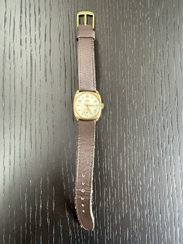 Unisex  Vintage 9ct Gold Avia Wristwatch in GWO with Cushion Case