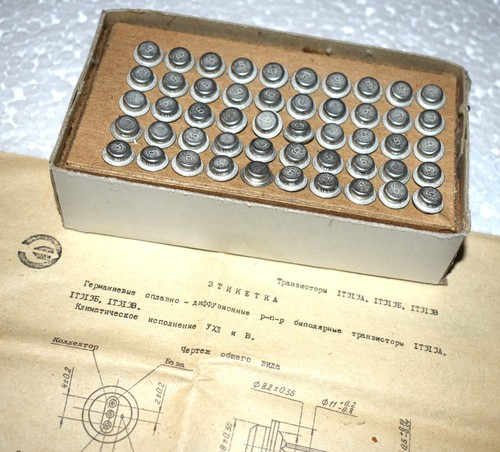 Box of 100 pcs. Vintage USSR Germanium p-n-p Transistors 1T313B (1Т313Б).  NOS - Picture 1 of 3