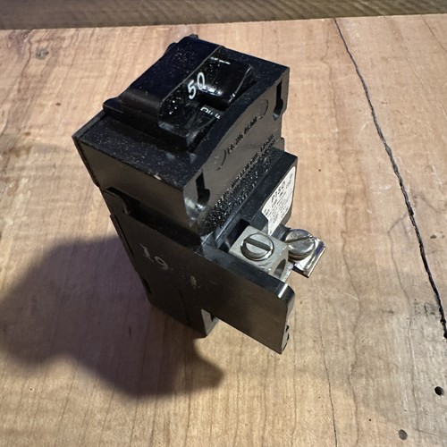 New Gould ITE Pushmatic P150 50 Amp 1 Pole Circuit Breaker 240VAC 50A - Picture 4 of 6