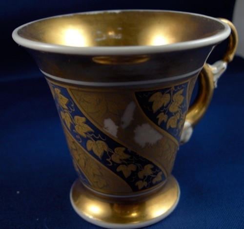 Antique 19thC KPM Berlin Porcelain Dolphin Handle Cup & Saucer Porzellan Tasse - Picture 6 of 6