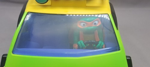 Teenage Mutant Ninja Turtles Mayhem Pizza Blaster RC Vehicle ONLY NO REMOTE - Picture 6 of 11