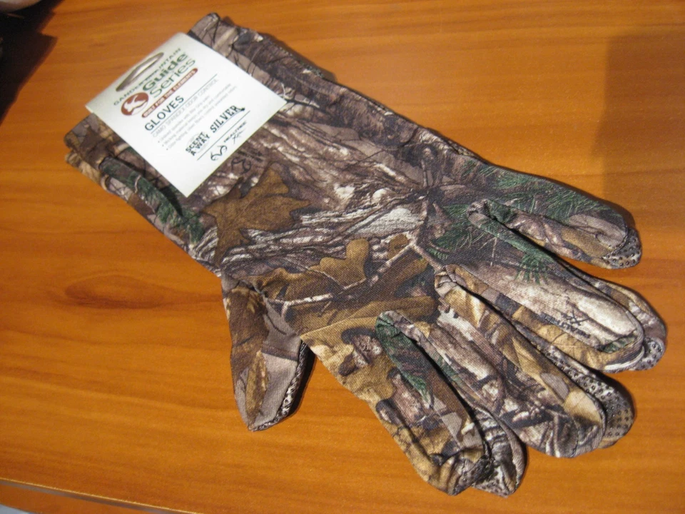 GM Spandex Odor Control Gloves / Moisture Wicking / Realtree Xtra Camo OSFM - Image 2 of 4