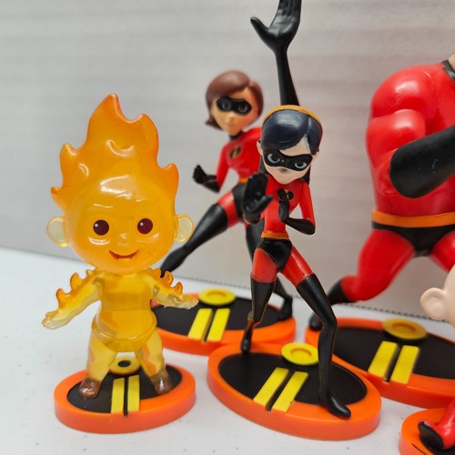 Lotto 6 figurine INCREDIBLES PVC - Bob Elastigirl Violet Dash Jack Disney Pixar - Foto 6 di 7