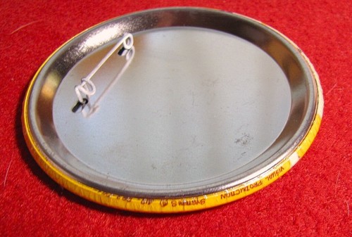 Donnie Allison Early NASCAR 3 1/2" Pinback Button Robinson Bros Buick - Winston - Picture 3 of 3