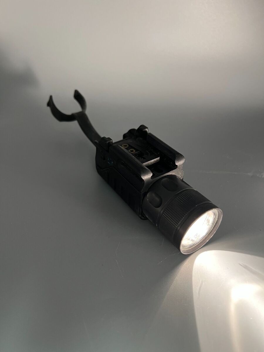 SureFire P Series P101 Nitrolon Glock Tactical Light RARE SureFire P Series P101 Nitrolon Glock Tactical Light RARE