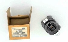 NEW OEM 3-POLE RECEPTACL # 820G VINTAGE