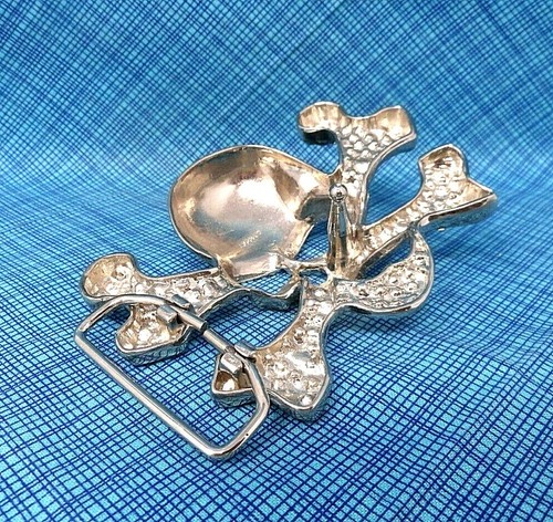 Skull Crossbones Belt Buckle Open Work Rhinestones Biker Halloween Vtg   .PCB018 - Picture 6 of 7