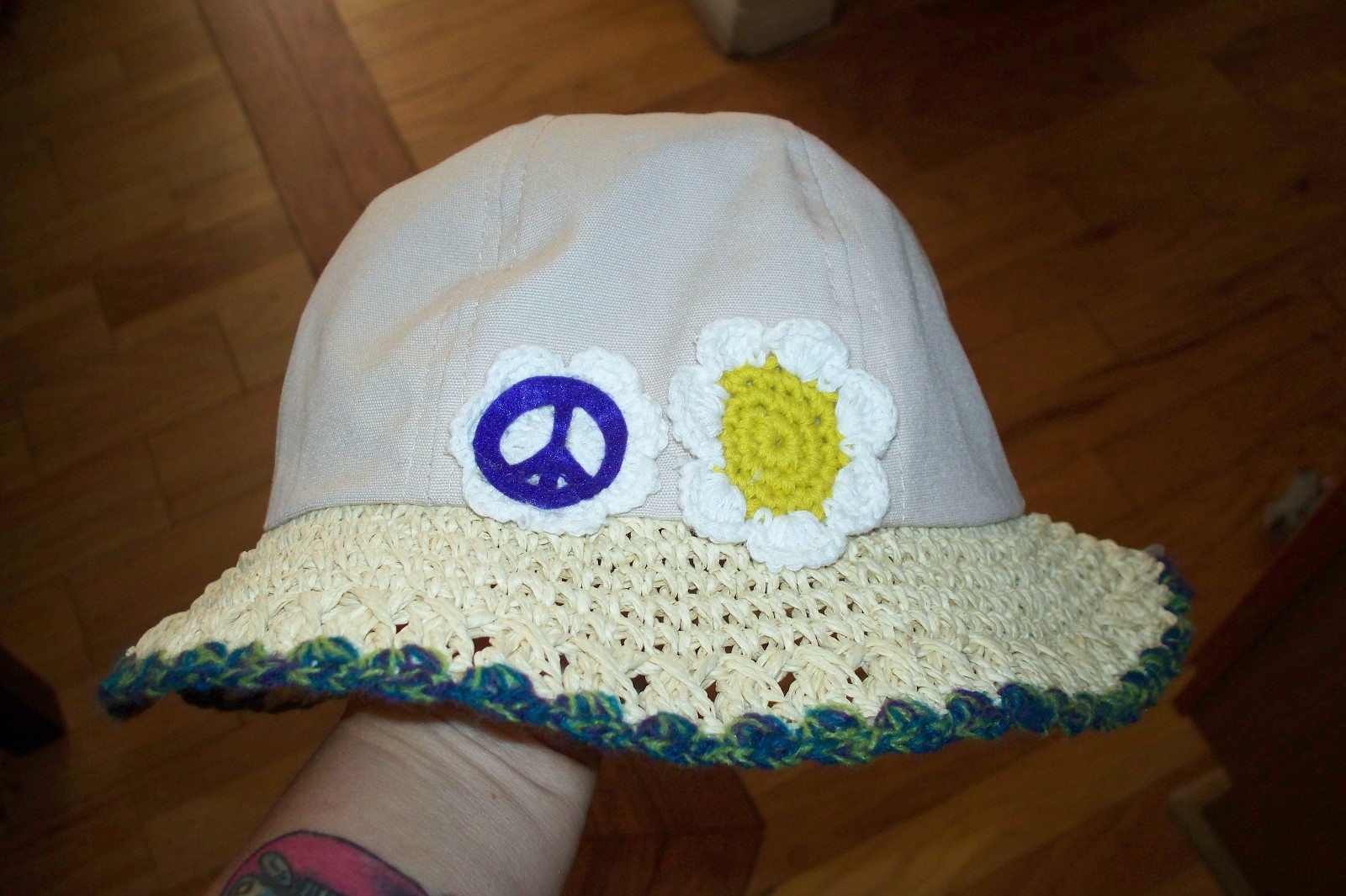 Picture 4 of 6