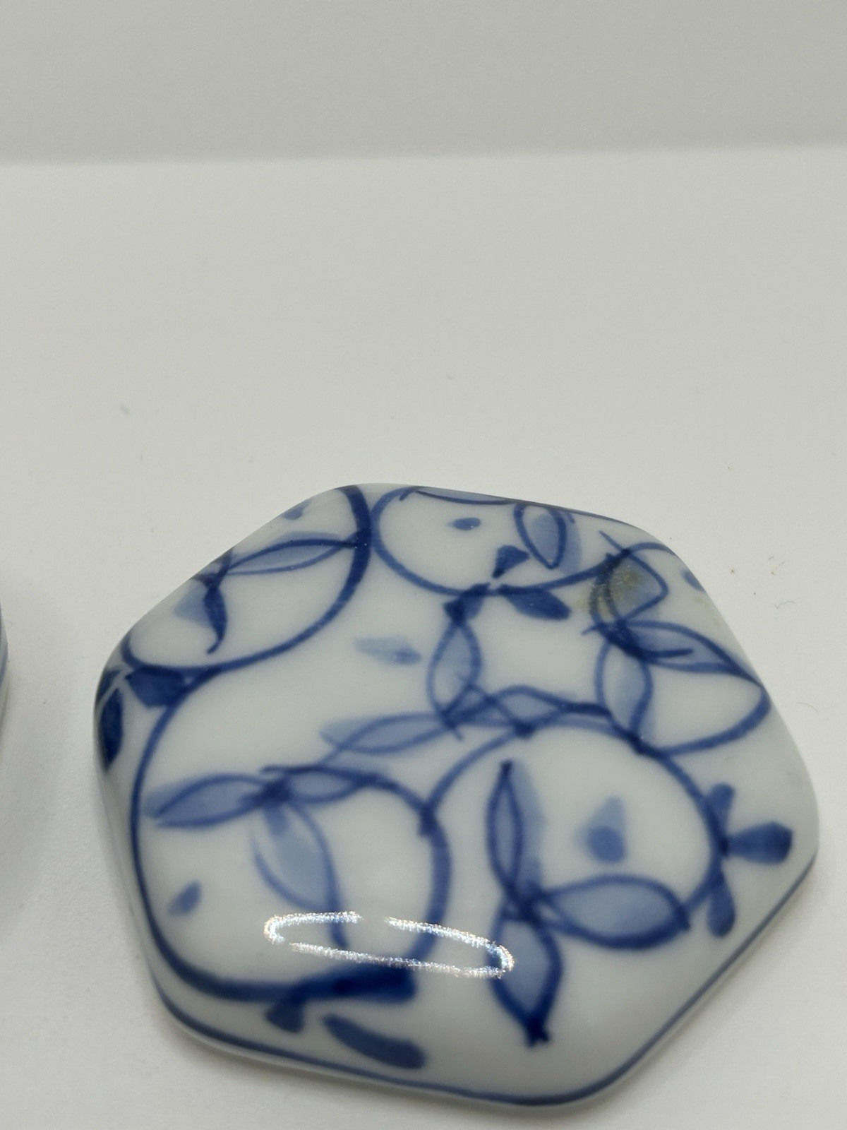 Picture 4 of 5