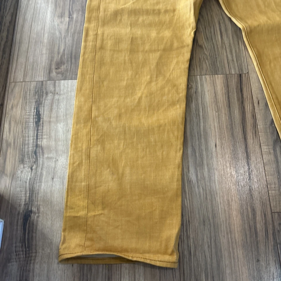 Jeans rectos Levi's 501 blanco roble cono denim amarillo calce original para hombre 40x32 Foto 3 de 4