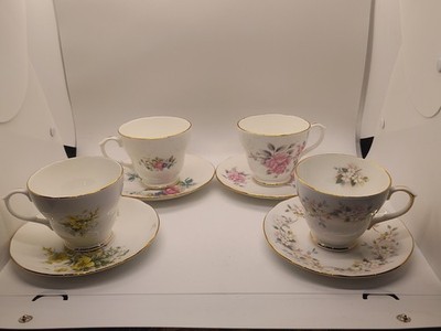 DUCHESS Tea Cup & Sauce Lot Of 4 Fine Bone China England Floral w/Gold