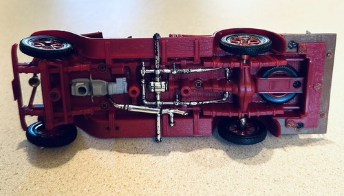 Signature Models 1/32 Scale 1928 REO Fire Truck Pleasant Plains VFD Firefighter - Picture 14 of 16