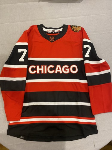 Adidas Chicago Blackhawks Kirby Dach NHL Reverse Retro Jersey NWOT Size 44 - Picture 1 of 5