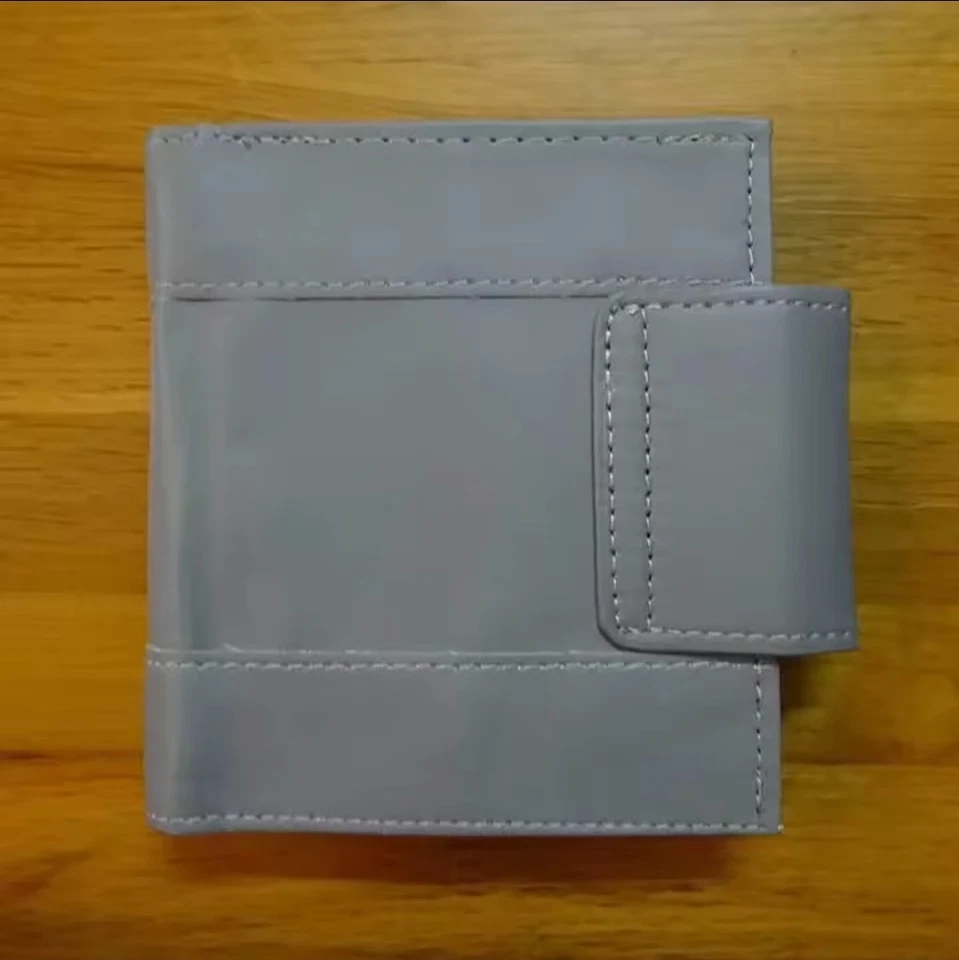 Cartera billetera Sony Playstation con forma de consola plegable Foto 4 de 4