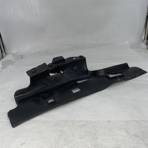 Jeep Liberty KJ 03-04 3.7 V6 Radiator Side Air Seal Factory OEM 52079767AE - Picture 4 of 5