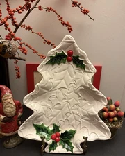 Vintage Lefton White Christmas Tree Decorated W/Sprigs Of Holly Platter, Excel