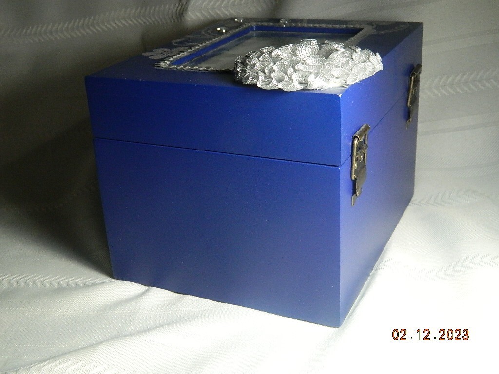 Picture 5 of 8