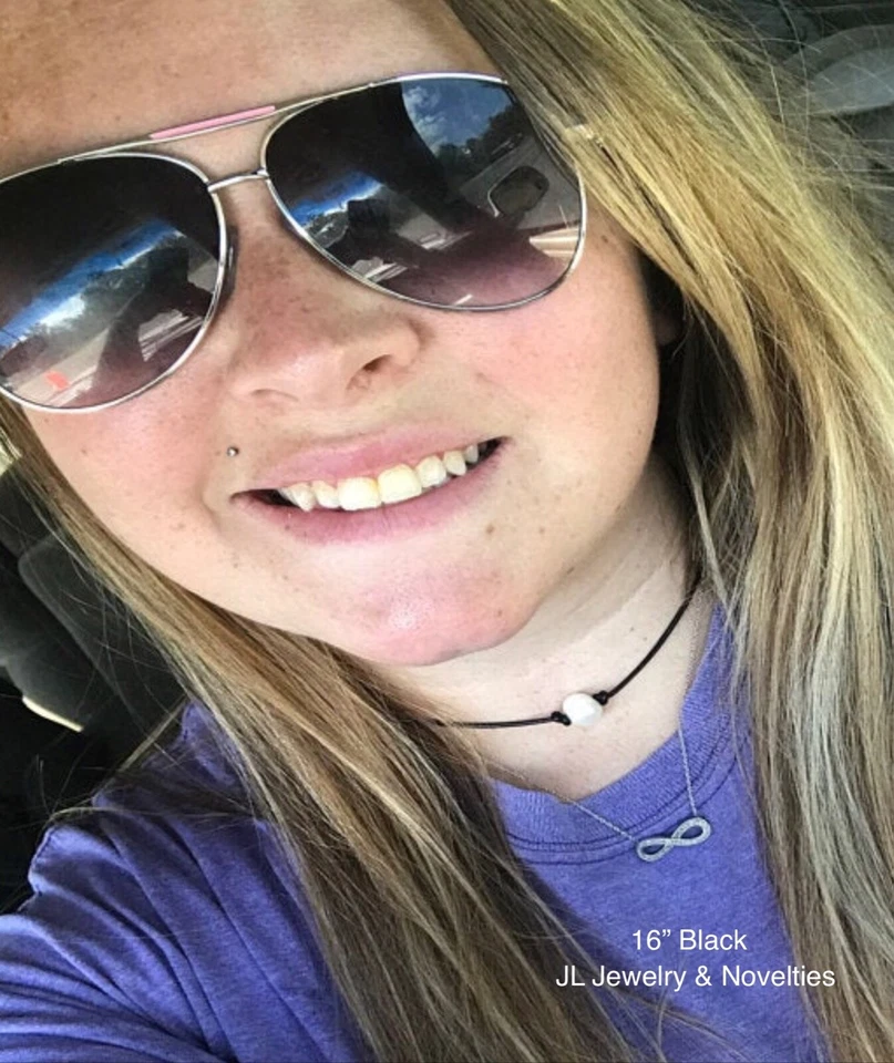 Gargantilla de perlas, collar de gargantilla individual de perlas de agua dulce y cuero Foto 3 de 4