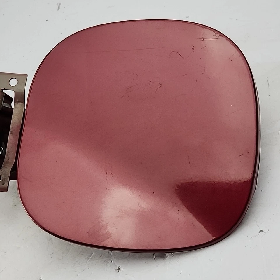 03 04 2003 2004 Honda Pilot Llenadora de Combustible Puerta Tapa Gas Cubierta OEM ROJO Foto 3 de 4