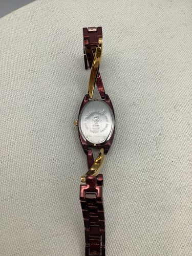 Y2K Burgundy Gold Quartz Japan Mov. Fashion Watch - Picture 5 of 5