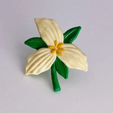 Trillium pusillum, Virginia Dwarf Trillium Plastics Flower Pin - Lapel, Hat