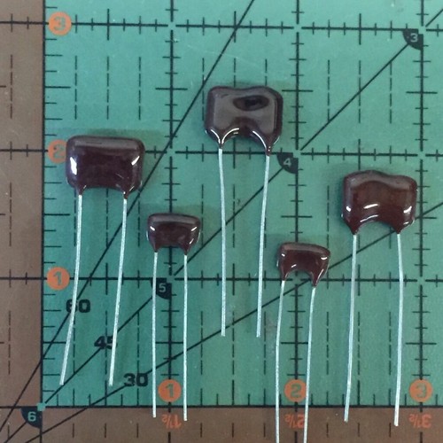 Cornell Dubilier Dip Mica Capacitor 91pF 500v 5% CM05FD910JO3 Audio 4pcs - Picture 1 of 2