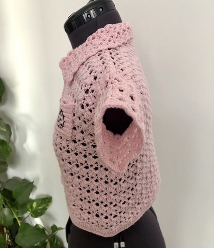 Crochet Ladies Crop Shirt. Collar. Pockets. Ladybirds. Short Sleeves. Size 4. - Picture 4 of 11