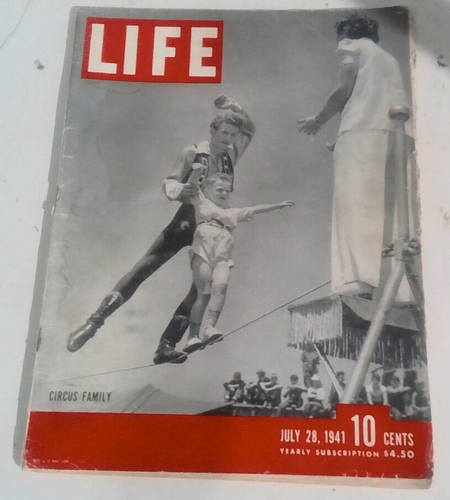 GREAT DEAL 6 LIFE Magazines 1930s - 40s TX FOOTBALL Circus Family BASEBALL L3C10 - Picture 15 of 23
