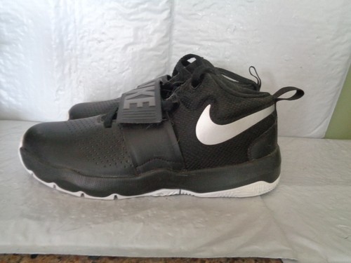 Boy's - Nike Team Hustle - Black / Gray - Basketball Sneakers / Shoes - Size 7Y - Picture 2 of 4