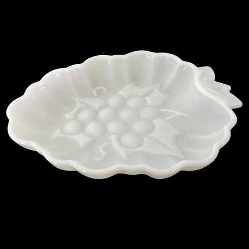 Plato de caramelo de nuez baratija de uvas de vidrio con leche MCM de colección - Imagen 2 de 8