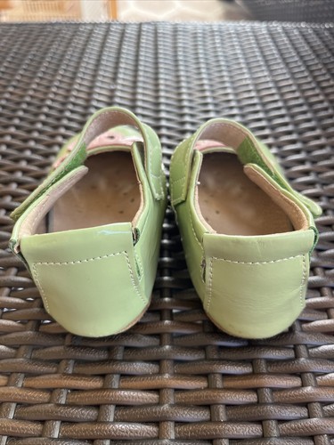 Livie & Luca Girls Crib Shoes 18 24 Months Green Pink Petals Spring Easter - Picture 4 of 5