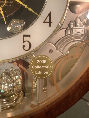 Seiko Swarovski Crystals Wall Clock 8 (with Elvis) In Motion Oval - Picture 3 of 6