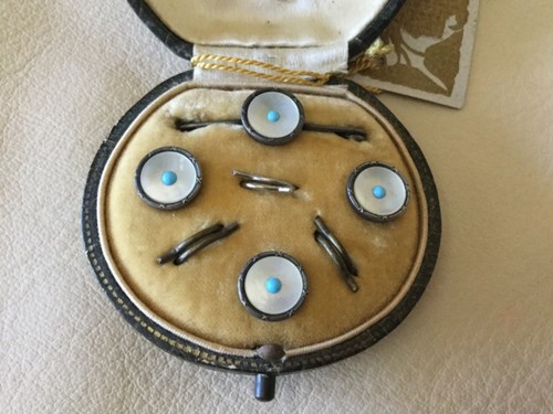 ANTIQUE DRESS SET OF SHIRT STUDS 