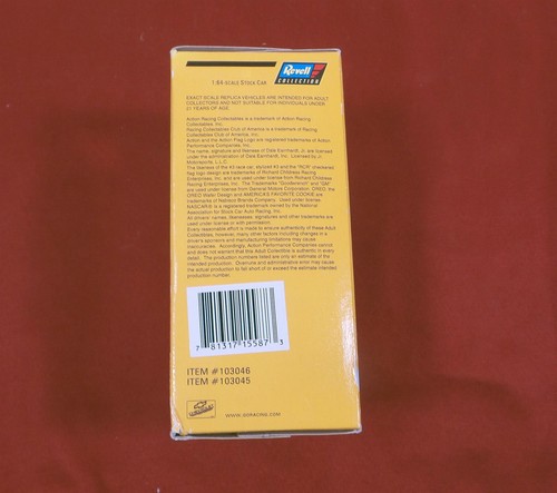 1/64 DALE EARNHARDT JR #3 NILLA WAFERS Car In A NILLA Box 2002 Action NASCAR - Picture 4 of 4