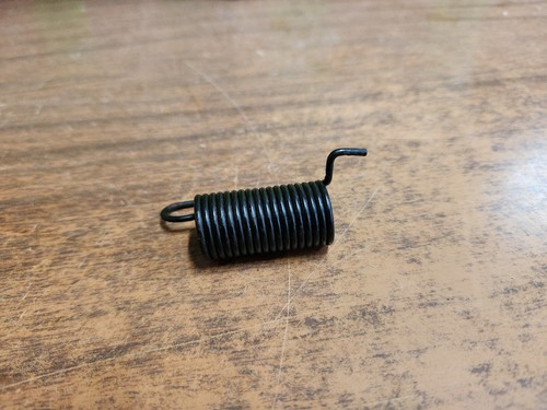 Muelle de extensión de freno para tractor de césped Scotts by John Deere L2048 GX20233 - Imagen 2 de 4