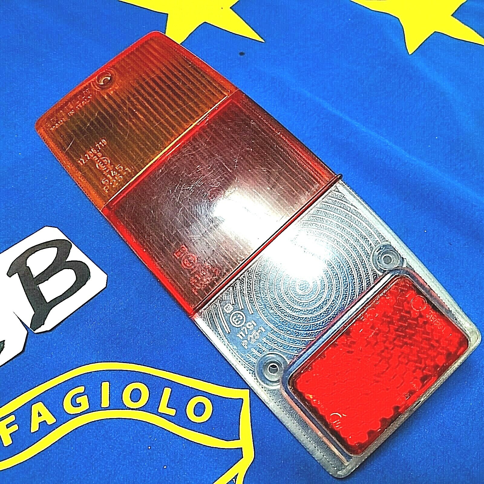 Foto 2 di 12