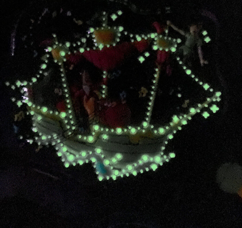 Disney 50th Main Street Electrical Parade Glow n Dark Magnet Peter Pan Hook Ship - Picture 2 of 7