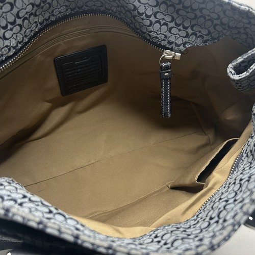RARO! Bolso de Hombro COACH Azul Marino Lg Signature Business Bolso de Mano Z15330 Usado en Excelente Condición Borde de Cuero - Imagen 10 de 12