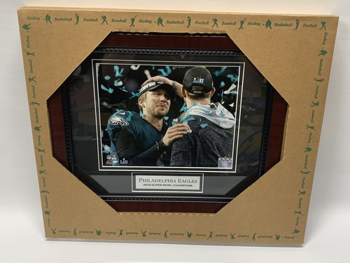 Lot 2x Nick Foles & Carson Wentz Philadelphia Eagles Super Bowl LII Framed Photo - Picture 4 of 10