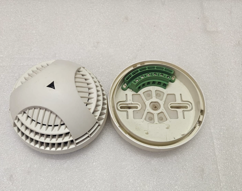 DETECTOR DE HUMO TORNILLO SSD531 5000573.0003.121203 - Imagen 1 de 6