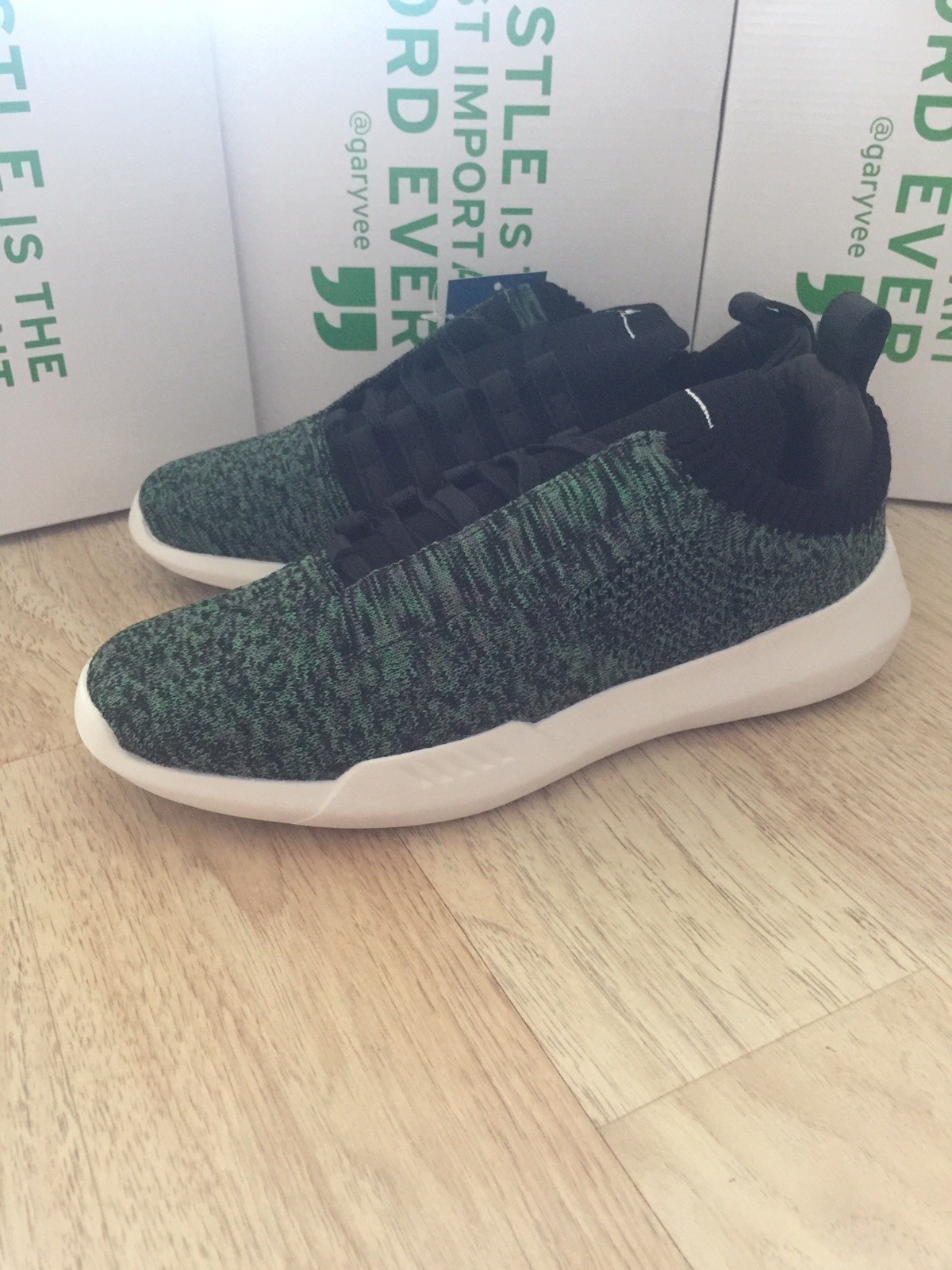KSwiss KSwiss KSwiss Gary Vee Gary Vaynerchuk Gen-K Icon Knit Womans Black Green New Sz 9.5M 5bfeee KSwiss KSwiss KSwiss Gary Vee Gary Vaynerchuk Gen-K Icon Knit Womans Black Green New Sz 9.5M 5bfeee